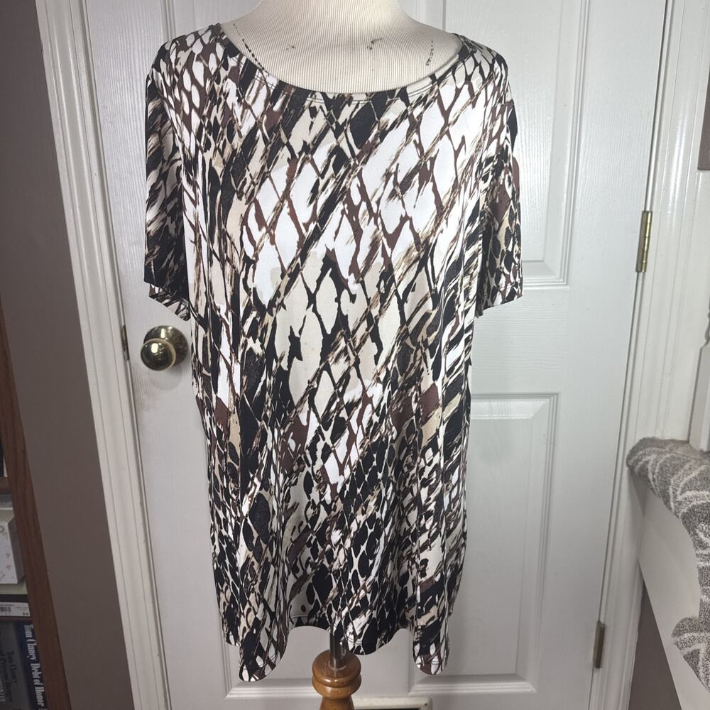 East 5Th Essentials Short Sleeve Pullover Blouse Size 1X Brown Reptile Print